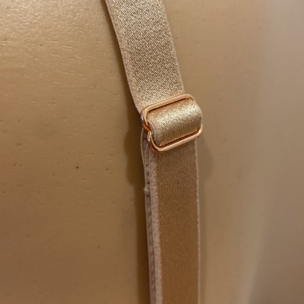 Beige True and Co. bra. - Picture 4 of 6